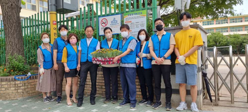 그림입니다.원본 그림의 이름: CLP00005bb4000c.bmp원본 그림의 크기: 가로 1831pixel, 세로 830pixel